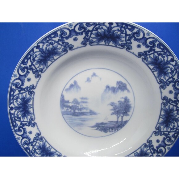 Canton Blue One 9 1/4"  Serving Bowl And Three 8"  Soup Pasta Cereal Bowls VGC - Picture 9 of 14